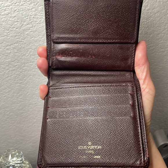 Vintage, Authentic, Louis Vuitton TAIGA  bi-fold wallet Bordeaux  Leather - Picture 7 of 15